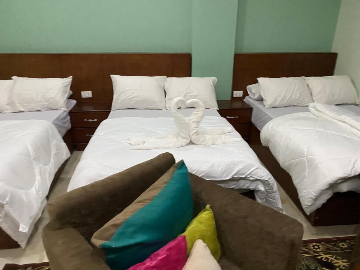 Grand Pyramids View Hotel Kairó Kültér fotó