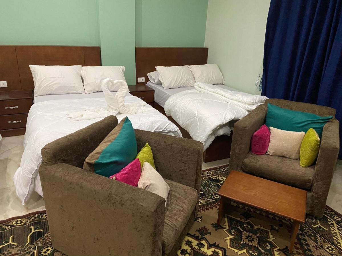 Grand Pyramids View Hotel Kairó Kültér fotó