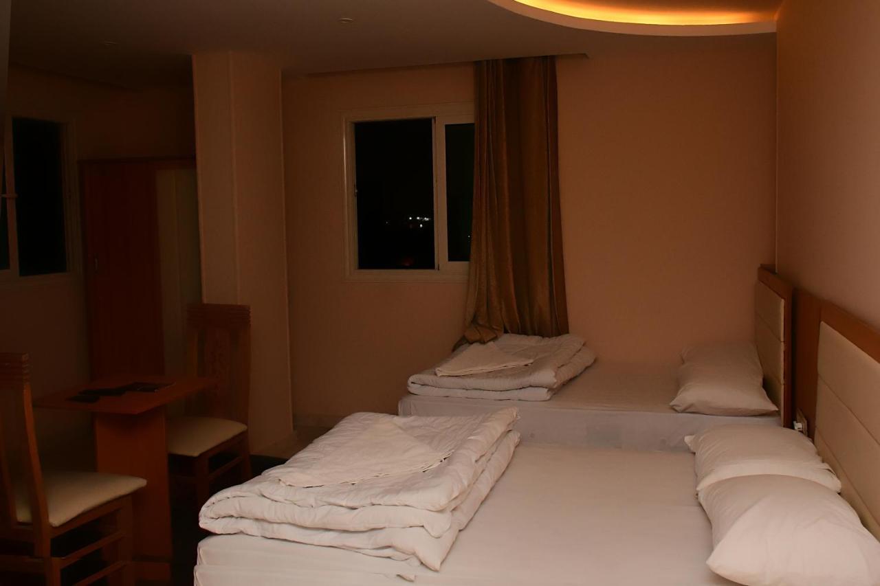 Grand Pyramids View Hotel Kairó Kültér fotó