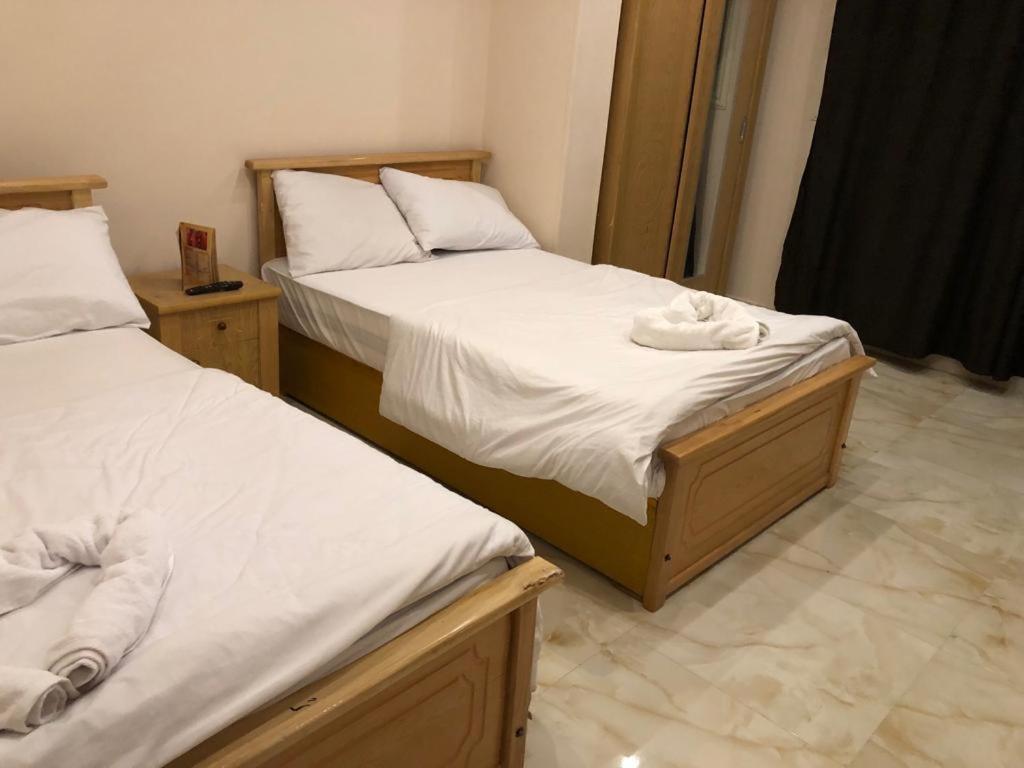 Grand Pyramids View Hotel Kairó Kültér fotó