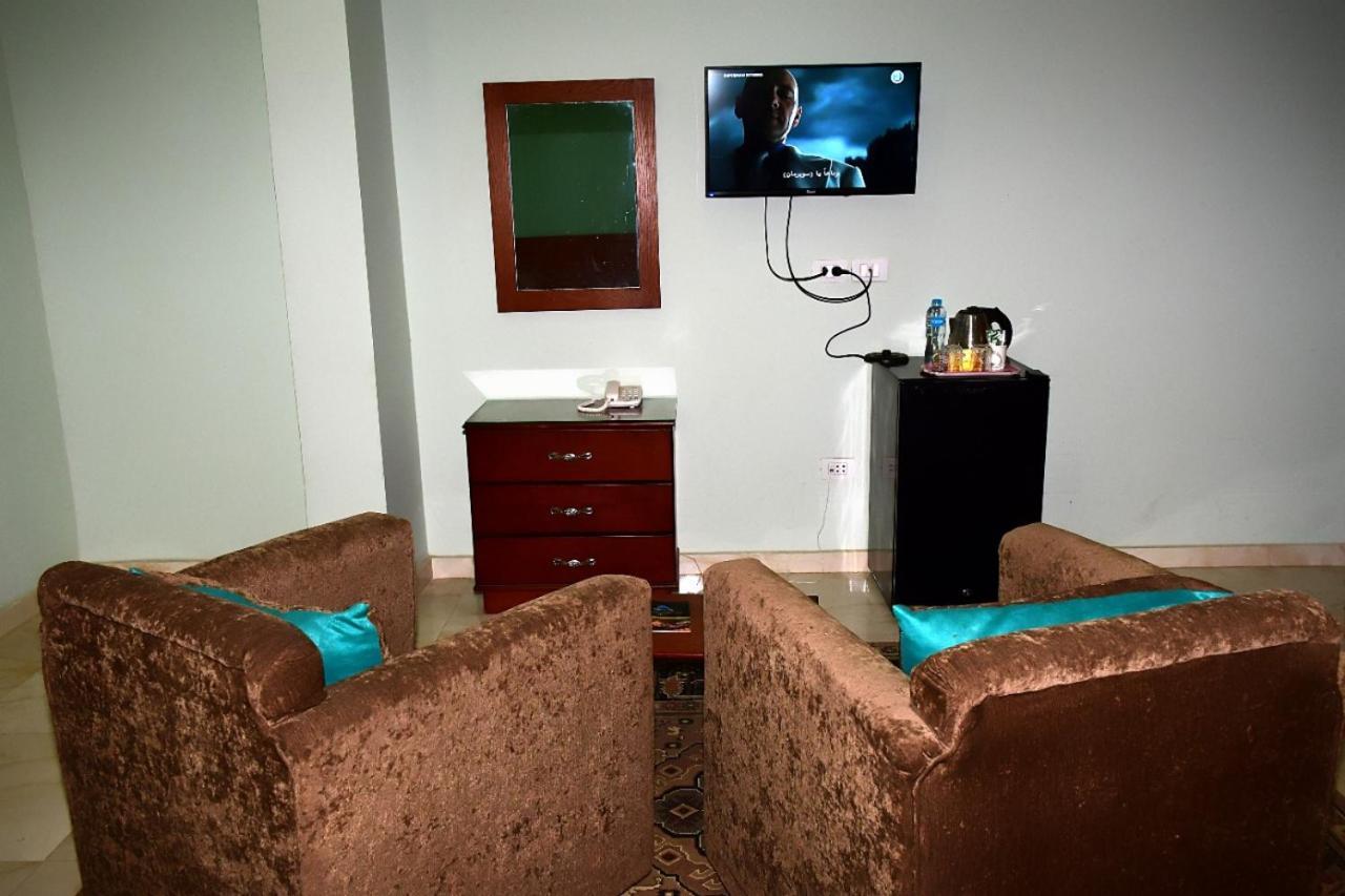 Grand Pyramids View Hotel Kairó Kültér fotó
