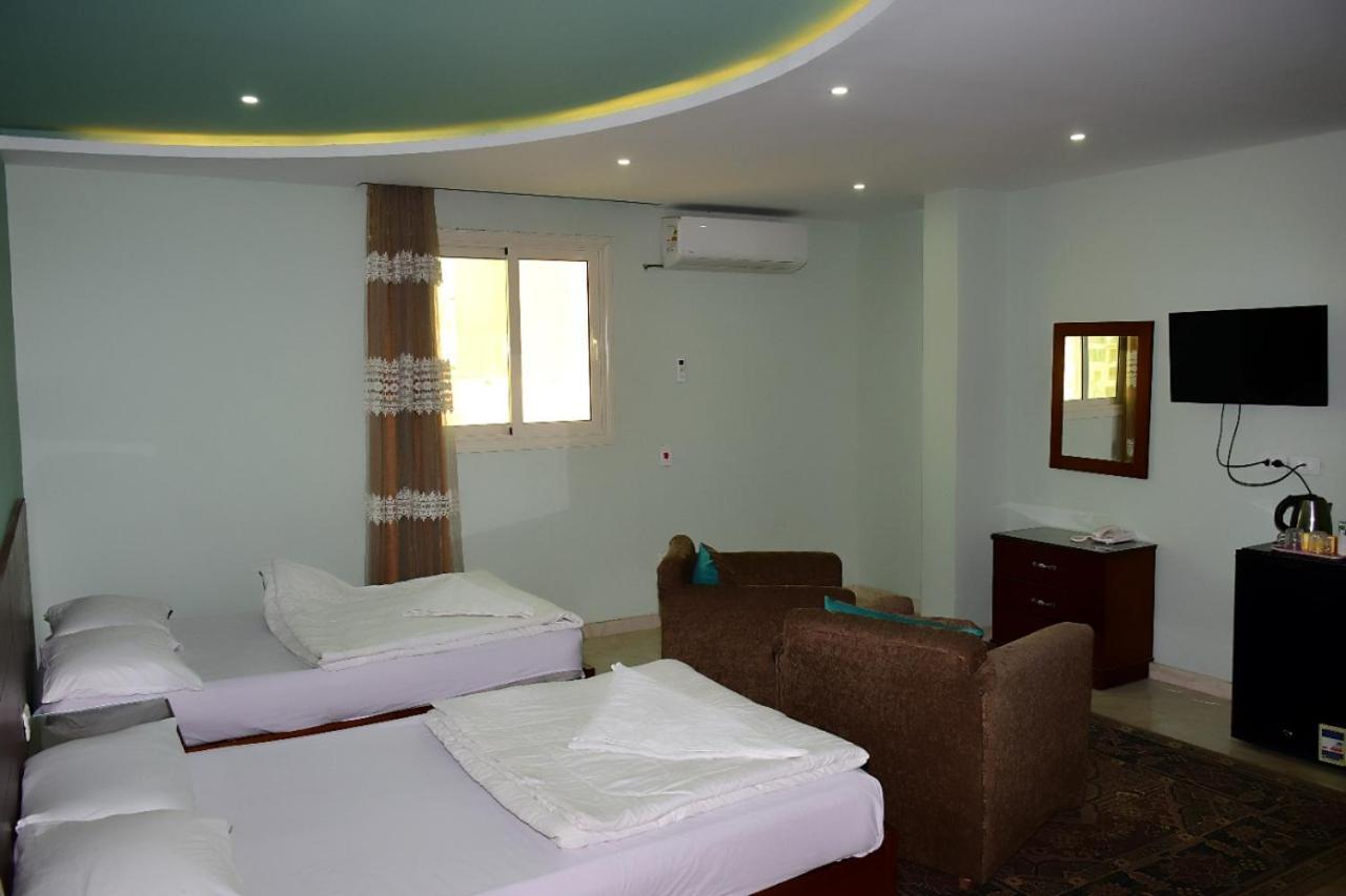 Grand Pyramids View Hotel Kairó Kültér fotó