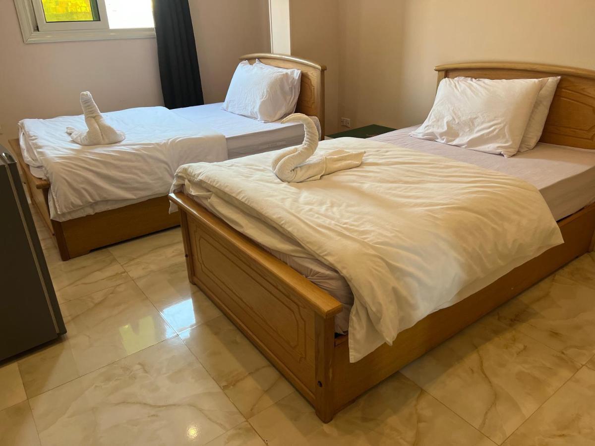 Grand Pyramids View Hotel Kairó Kültér fotó