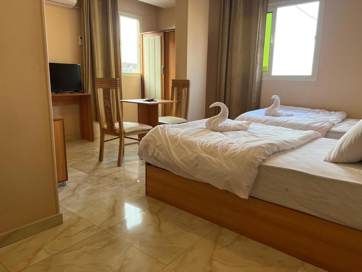 Grand Pyramids View Hotel Kairó Kültér fotó