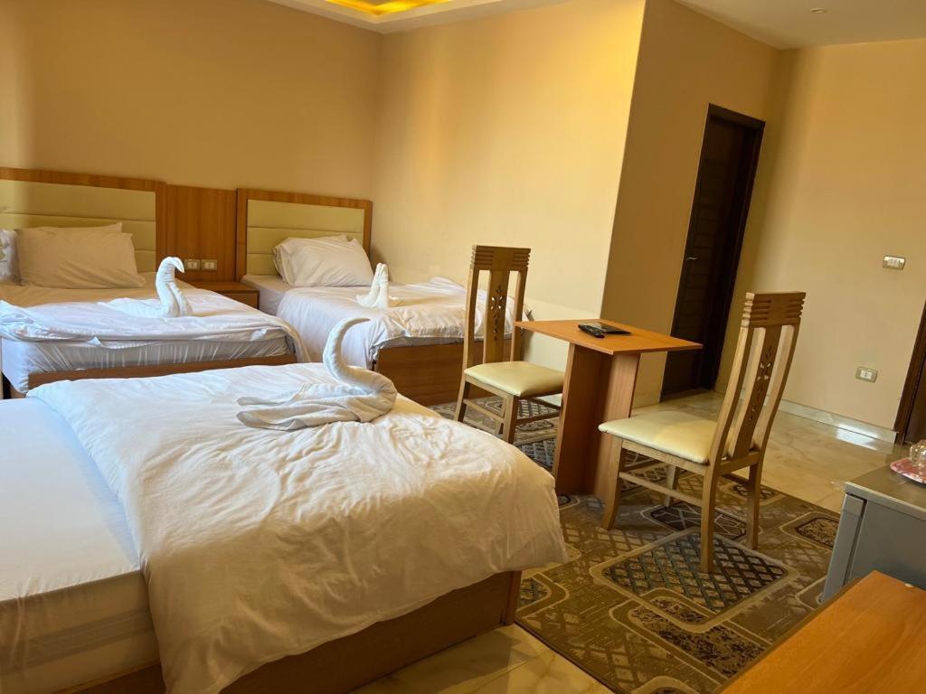 Grand Pyramids View Hotel Kairó Kültér fotó